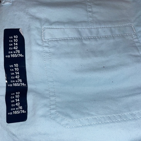 Brand New Women's Pale Blue GAP Short Shorts - Picture 6 of 6